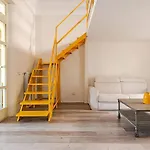 Appartement Yellow House Downtown *