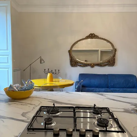Apartamento Yellow House Downtown