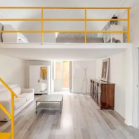 Yellow House Downtown *